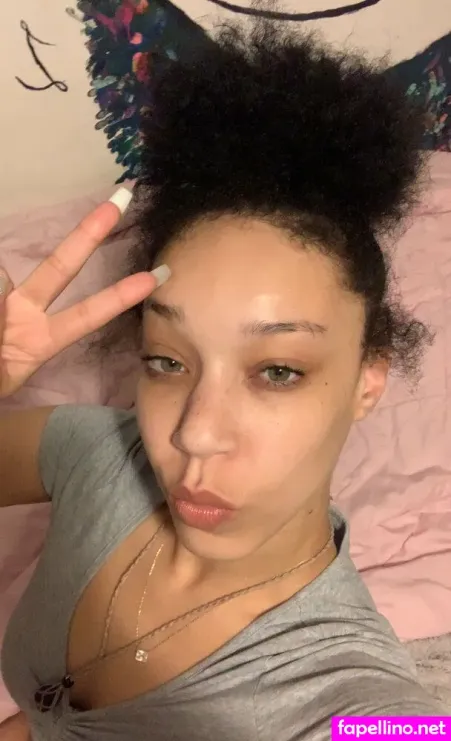 Delphiraexo OnlyFans Thumbnail #nHEqROUo2z