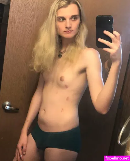 Delululia OnlyFans Thumbnail #ahano6BkEB