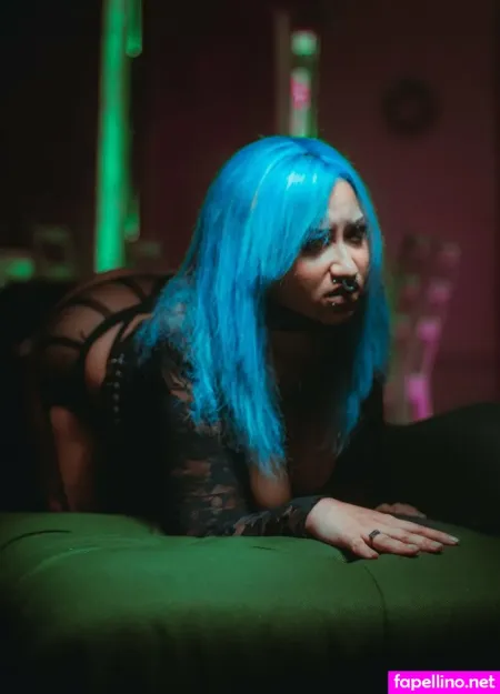 Deluxxxeblu OnlyFans Thumbnail #BdrNDUDq6g