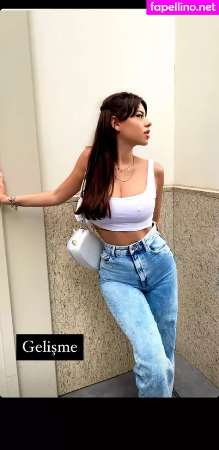 Demet Ozturk OnlyFans Thumbnail #XMHqSWSAah