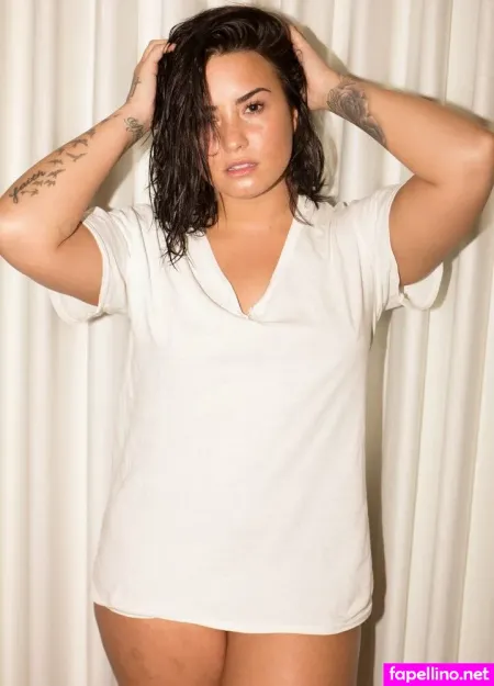Demi Lavato OnlyFans Thumbnail #qDs7NIqB58