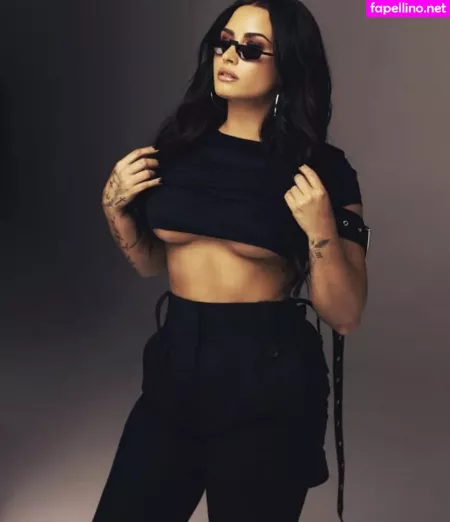 Demi Lovato 1 OnlyFans Thumbnail #8CmsmA348s