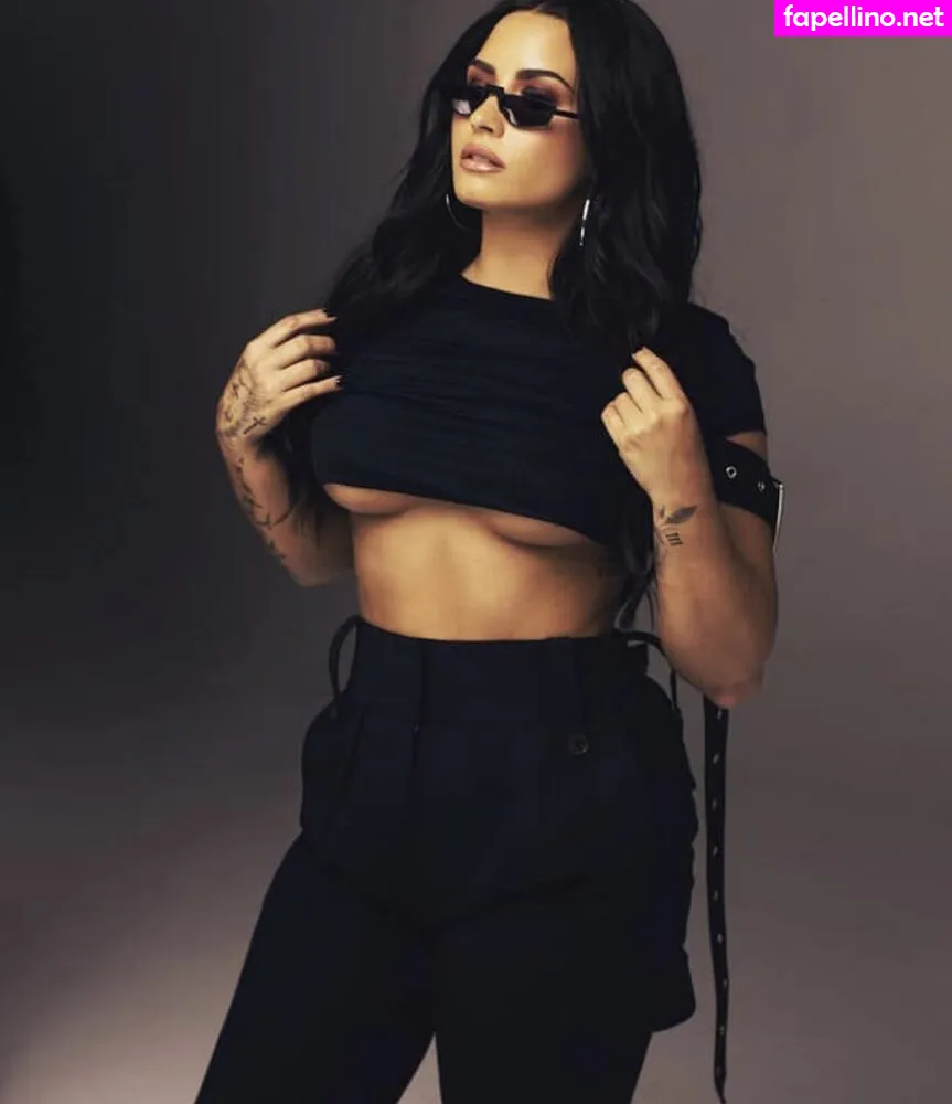 Demi Lovato, ddlovato Nude Leaked OnlyFans Photo #8CmsmA348s
