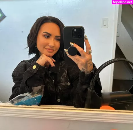 Demi Lovato 1 OnlyFans Thumbnail #xBH1o0IlCO