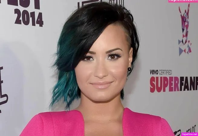 Demilovato OnlyFans Thumbnail #dCLpv2Ujt7