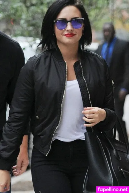 Demilovato OnlyFans Thumbnail #yzWd1Er9Fz