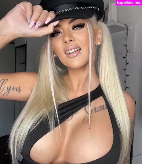 Deminecka OnlyFans Thumbnail #3hjcpJDTyq