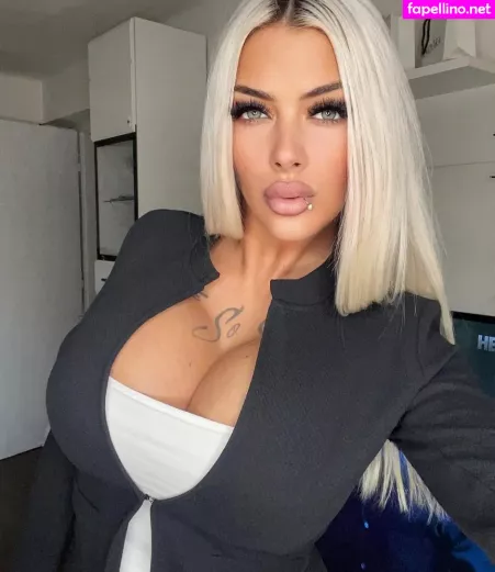 Deminecka OnlyFans Thumbnail #iPAujK976x