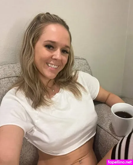 Demirae33 OnlyFans Thumbnail #cCewqfq0nt