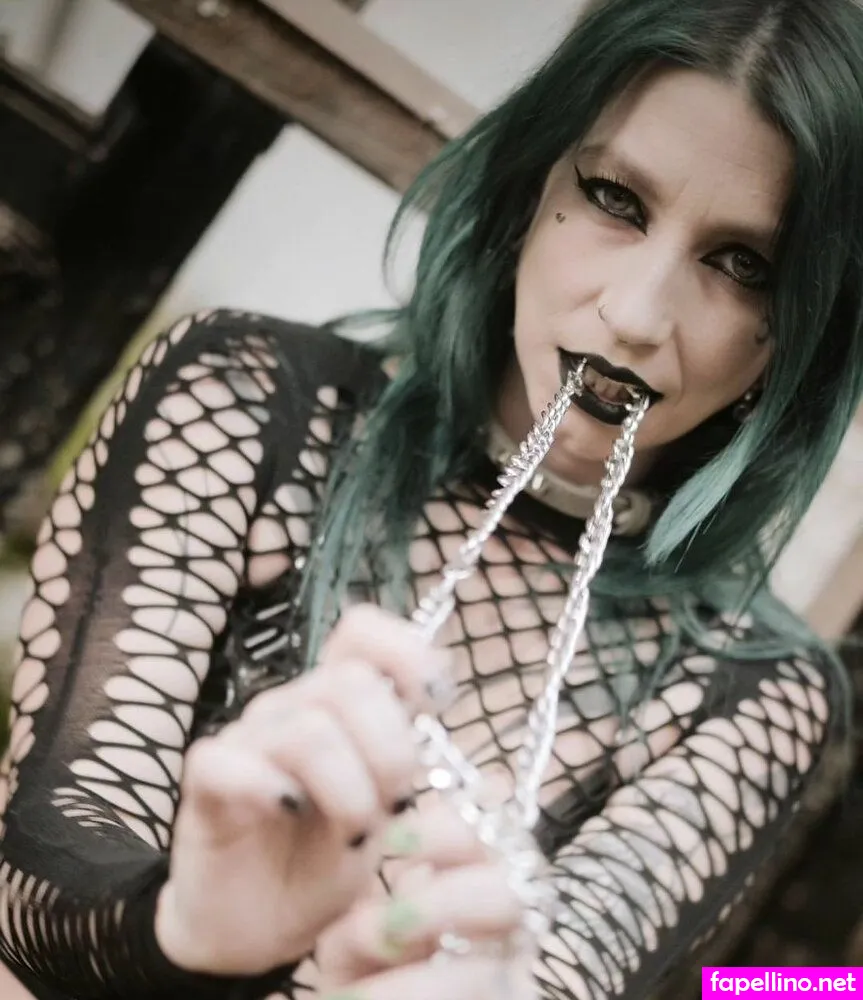 demonia___altmodel, demonia_sg Nude Leaked OnlyFans Photo #SoHsvwYY9U