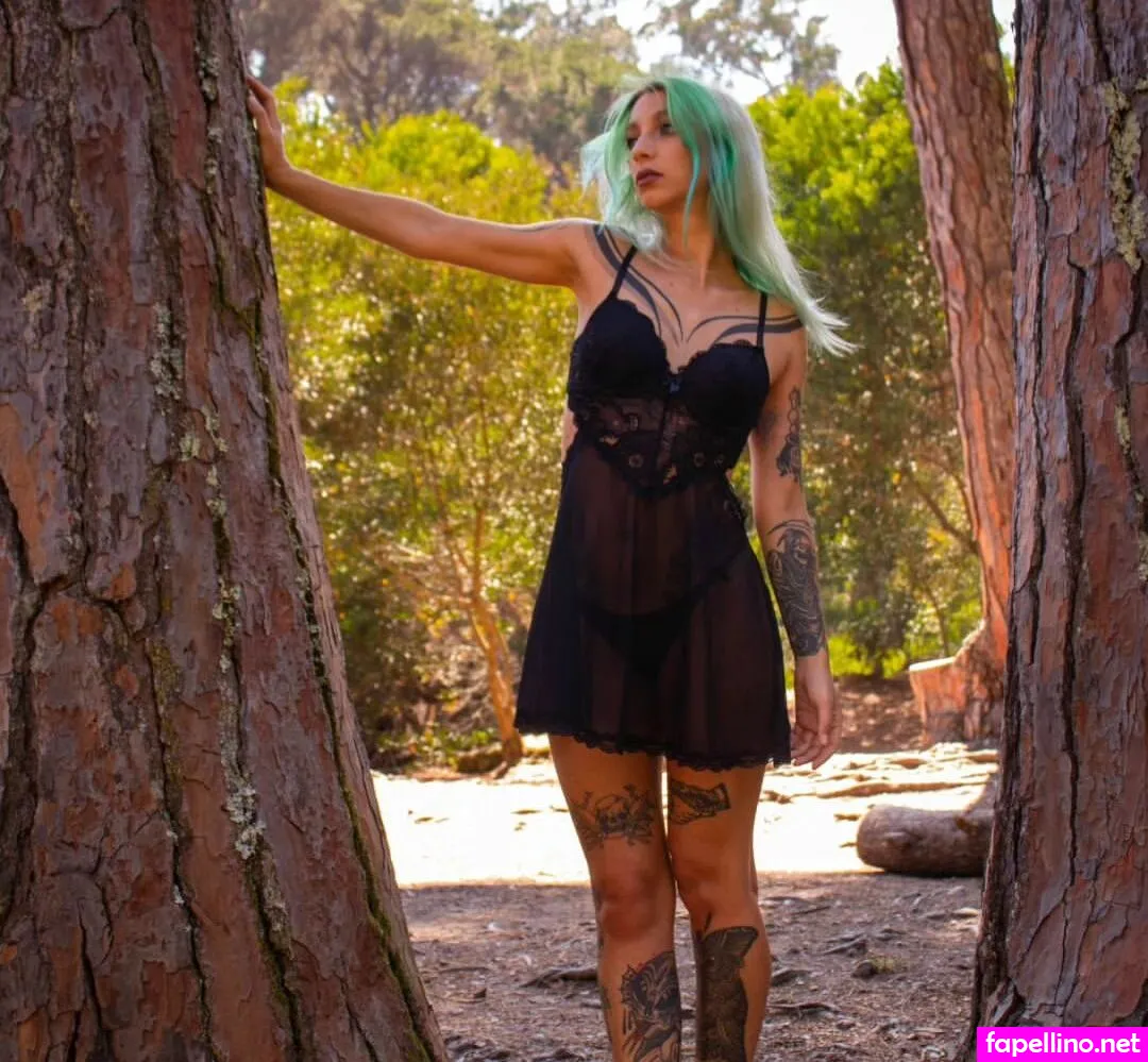 demonia___altmodel, demonia_sg Nude Leaked OnlyFans Photo #ciZwc7s2EP