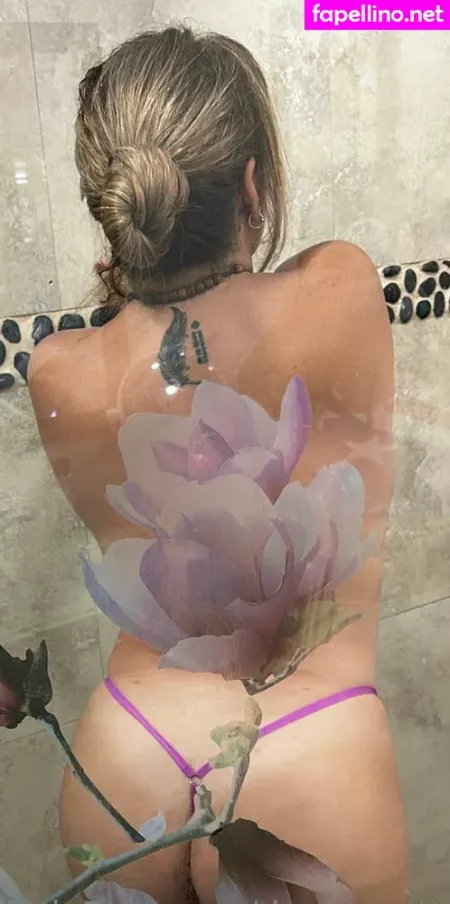 Denia Pettessen OnlyFans Thumbnail #b0eLddneW3