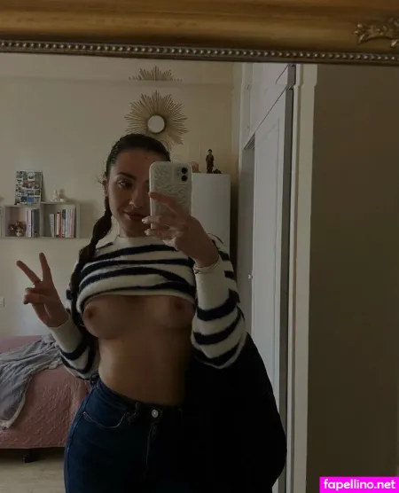 Deniibella OnlyFans Thumbnail #T4BDn4rqSt