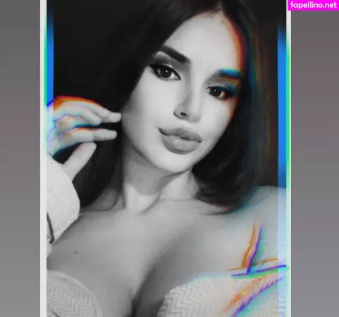 Denisa R Maria OnlyFans Thumbnail #XDKjfTEwd9