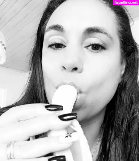 Denise Butterfly OnlyFans Thumbnail #2RJC2Y0vA3