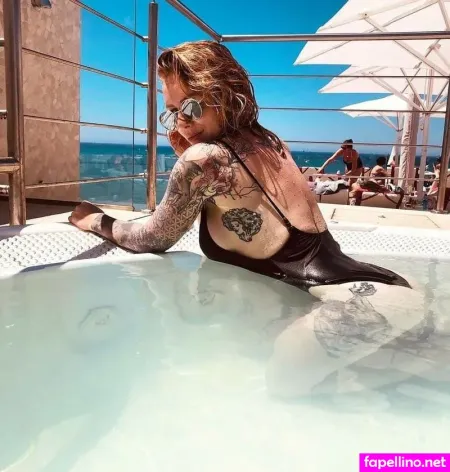 Denise Duck OnlyFans Thumbnail #SOK6eufWeZ