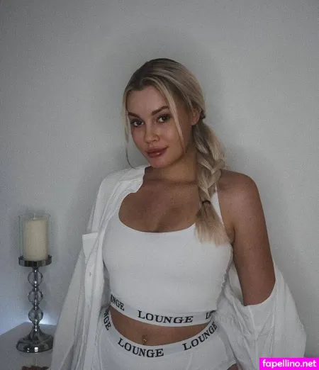 Denise Mski OnlyFans Thumbnail #9Y9GNeMz44