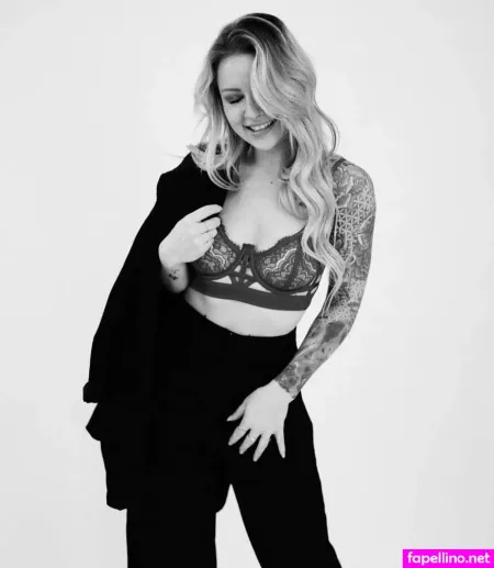 Denise Schwitalle OnlyFans Thumbnail #Y52xduh1Og