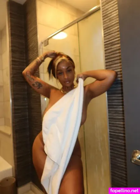 Denisenicolexperience OnlyFans Thumbnail #Jfx8lXXiYI