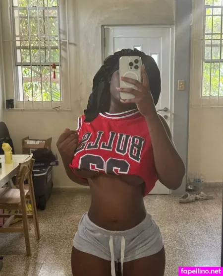 Denixsarifree 1 OnlyFans Thumbnail #f6j9B6Fz90