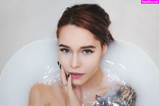 Denly Denlyasha OnlyFans Thumbnail #81PNAxmXaO
