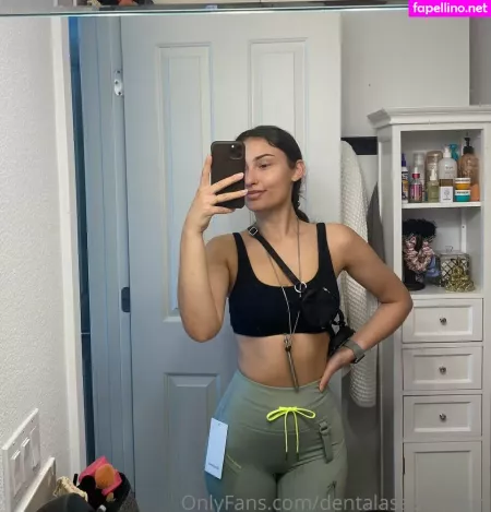 Dentalassistantgirl OnlyFans Thumbnail #Dkc7VzktJf