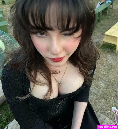 Deraguff Mia OnlyFans Thumbnail #o9Emfc2ZGS