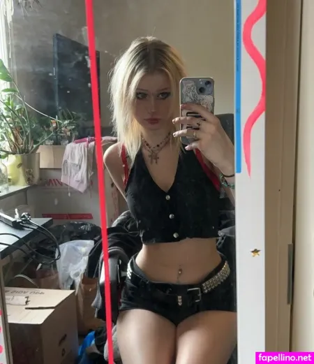 Deranged Minx Main Profile Photo