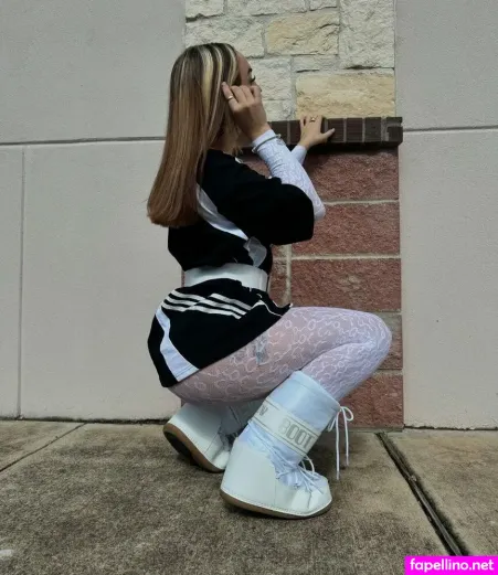 Des Suzanne 1 OnlyFans Thumbnail #RrJWaoQmB6
