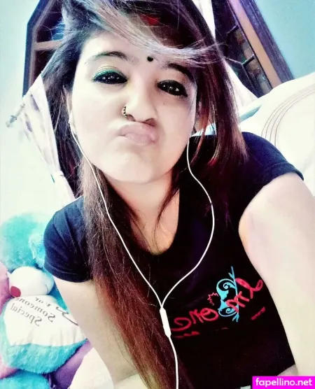 Desi Collection OnlyFans Thumbnail #09ATgCZCxa