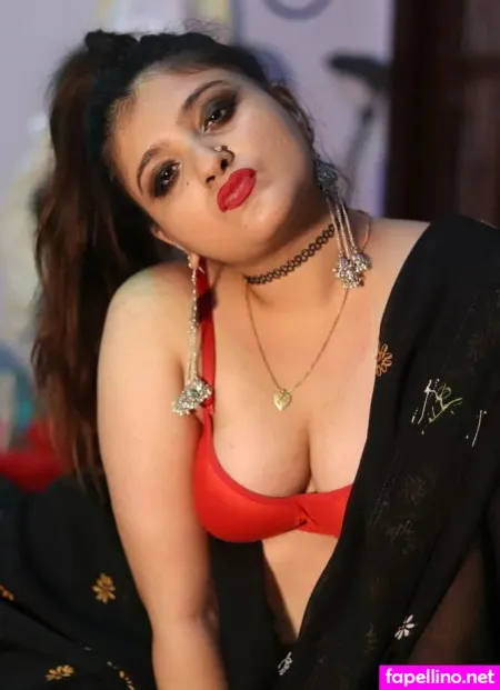 Desi Collection OnlyFans Thumbnail #1i3kuDL9sw