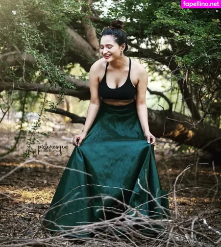 Desi Nri OnlyFans Thumbnail #T3t1fVBVEn