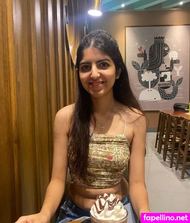 DesiAuroraX, desi_aurorax_, desiaurora Nude Leaked OnlyFans Photo #3CLrwe7Bb7