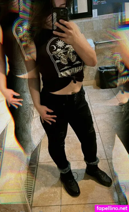 Desiraefoxx OnlyFans Thumbnail #7PKwt19gBM