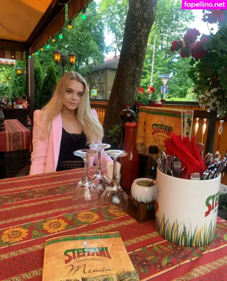 Desiree Mumm OnlyFans Thumbnail #5J3jmjh6Kx