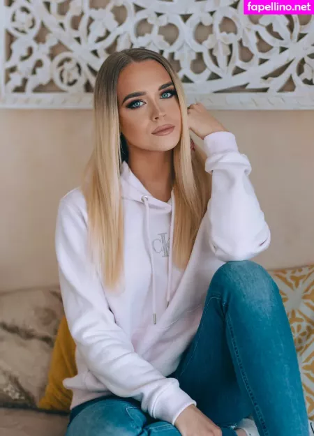 Desiree Mumm OnlyFans Thumbnail #FHSzSdckLq