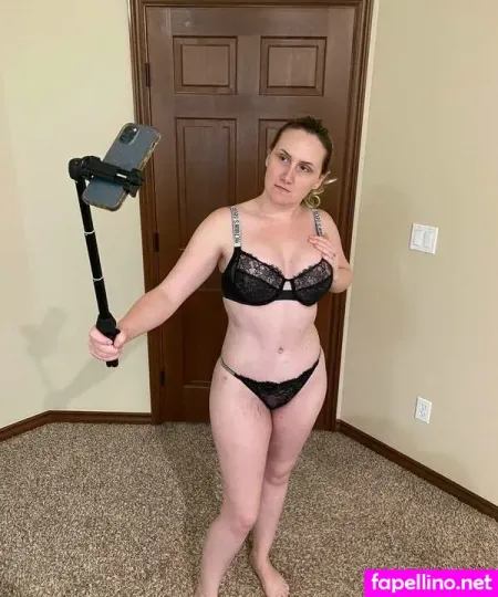 Desiree Raine Vip OnlyFans Thumbnail #28PjR1TTY4
