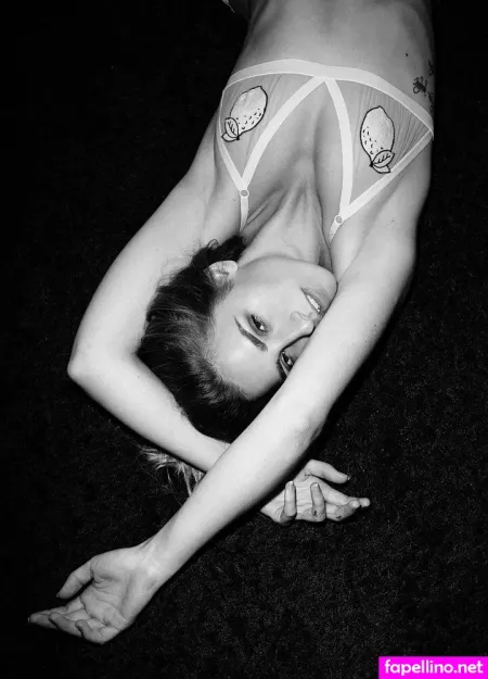 Desiree Ronit Amp Sara De Miguel OnlyFans Thumbnail #T8RsIGcKQi