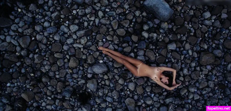 Desiree Ronit OnlyFans Thumbnail #hiSuZpmAjg