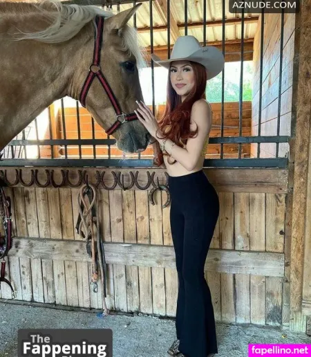Desireemontoya Main Profile Photo