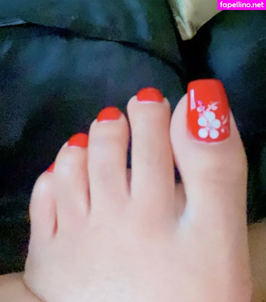 desirees.feet, desireesfeet Nude Leaked OnlyFans Photo #iyeoKFkPXK