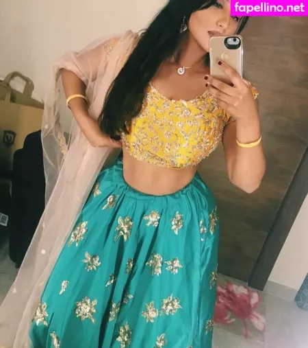 Desixchick OnlyFans Thumbnail #8NbLVFnx1G