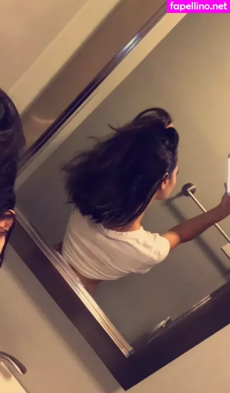 Desmariie OnlyFans Thumbnail #8lR05EdNay