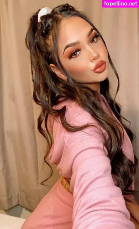 Desmariie OnlyFans Thumbnail #OC2ChmsMEZ