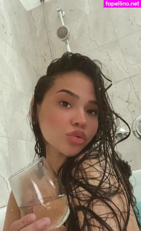 Desmariie OnlyFans Thumbnail #fSMYOPYvag
