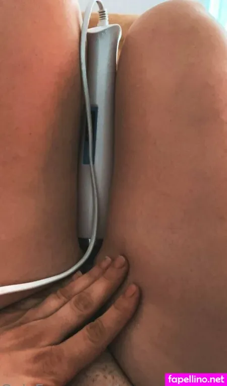 Desperate Beauty OnlyFans Thumbnail #XuRkJNWMBx