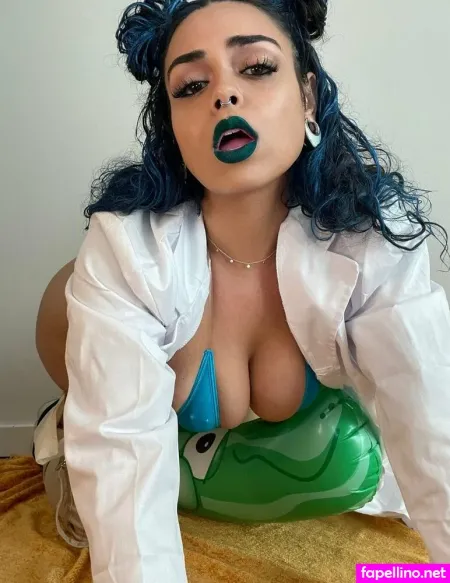 Dessiedesiresxoxo OnlyFans Thumbnail #VNp7JN0EnV