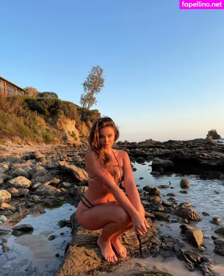 Dessiem OnlyFans Thumbnail #AIpgBgAqHM