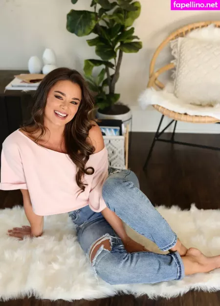 Dessiem OnlyFans Thumbnail #loszOCdMXF