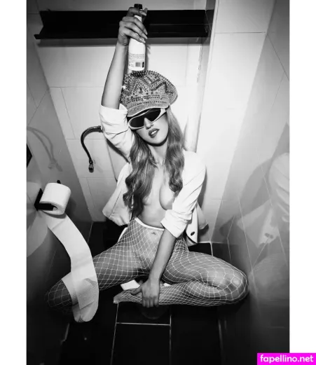 Dessousoder OnlyFans Thumbnail #YrlqS2yZy9